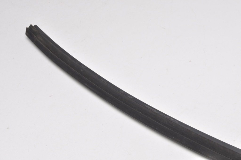 Aston martin db11 прокладка дверь hy53-c20563-aa с Разборки