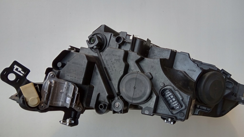 фото №14, Лампа права перед eu golf viii 8