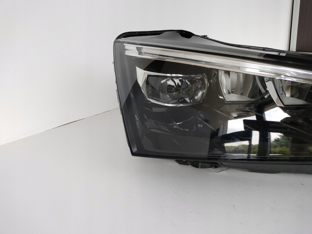 фото №3, Лампа правая фара skoda scala 657 18- full led