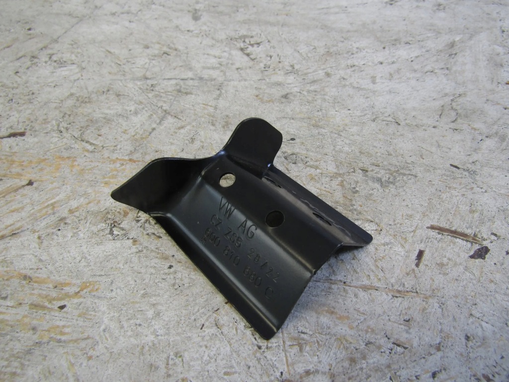 фото №1, Vw polo v кронштейн крыла правого