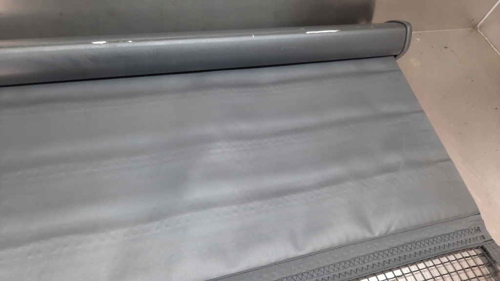 фото №10, Шторка сітка багажника 351910-0976 volvo v50 2.0 hdi 04r