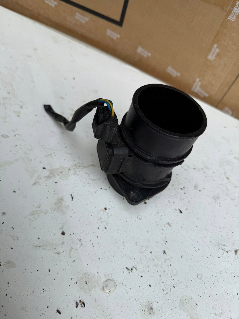 фото №1, Расходомер воздуха renault megane iii 1.5dci 8200682558b