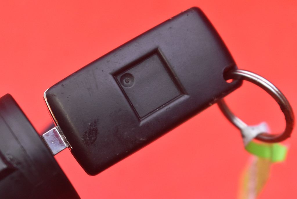 фото №12, Замок запалювання ключ n0502073 citroen c4 1 i 1.6 hdi 110 km 08-11