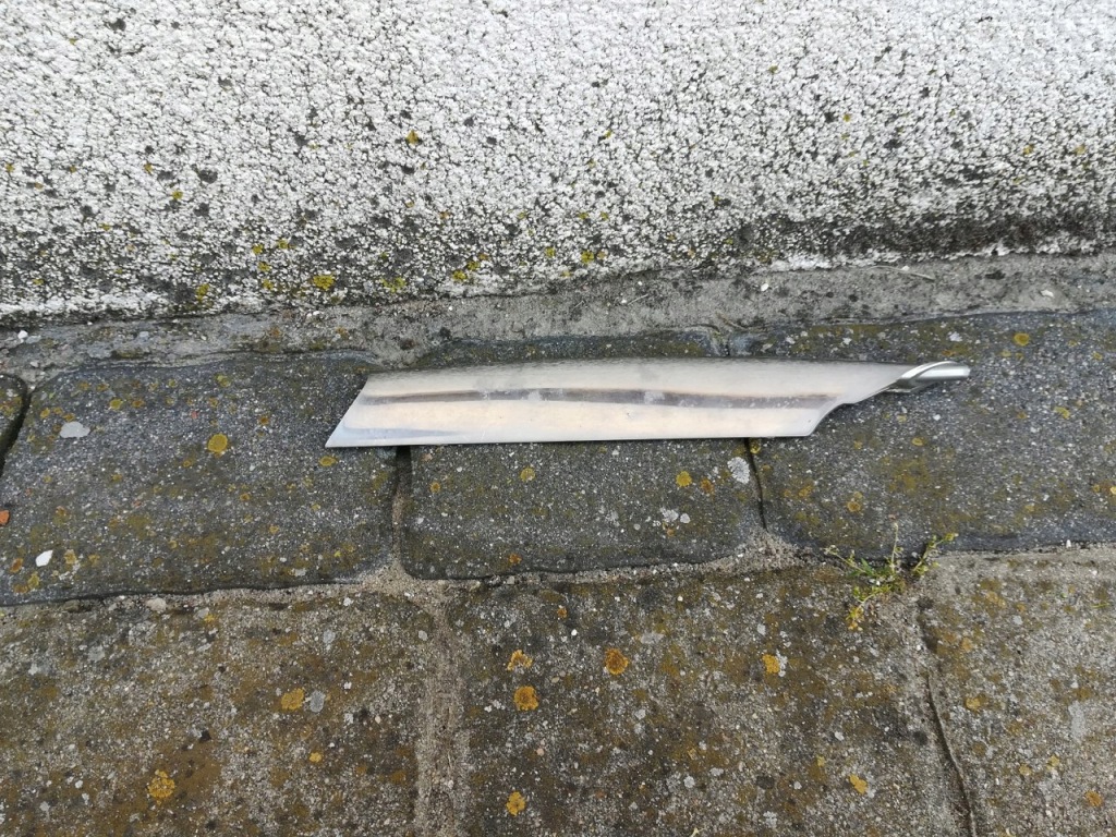 фото №1, Tesla s lift хром левый верхний решётки бампер перед