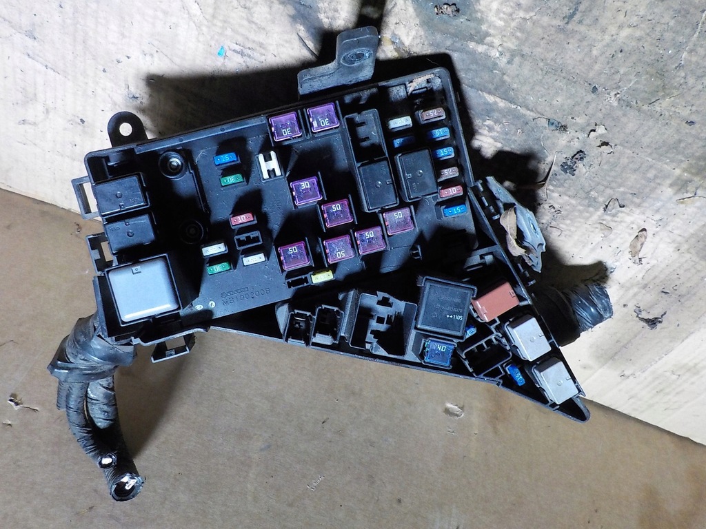 фото №2, Коробка модуль запобіжників subaru forester iii