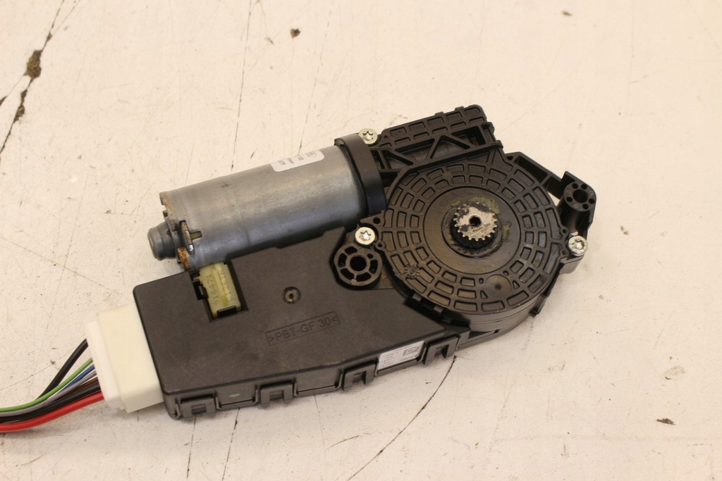 фото №5, Моторчик люк комплект 1769064100 mercedes w176