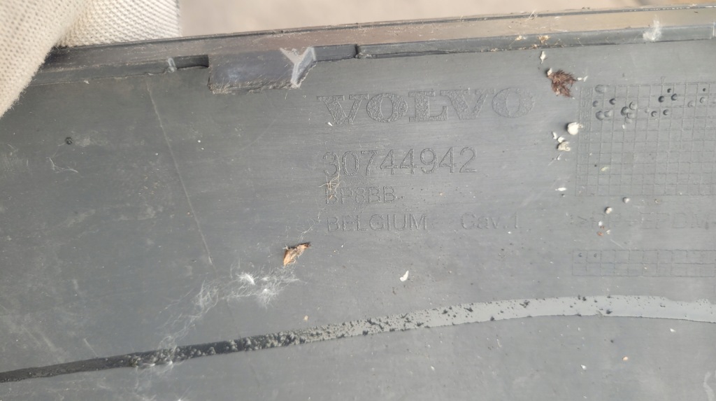 Volvo s40 v50 2008- накладка бампера задняя заднего спойлер накладка-спойлер // 1949 Киев