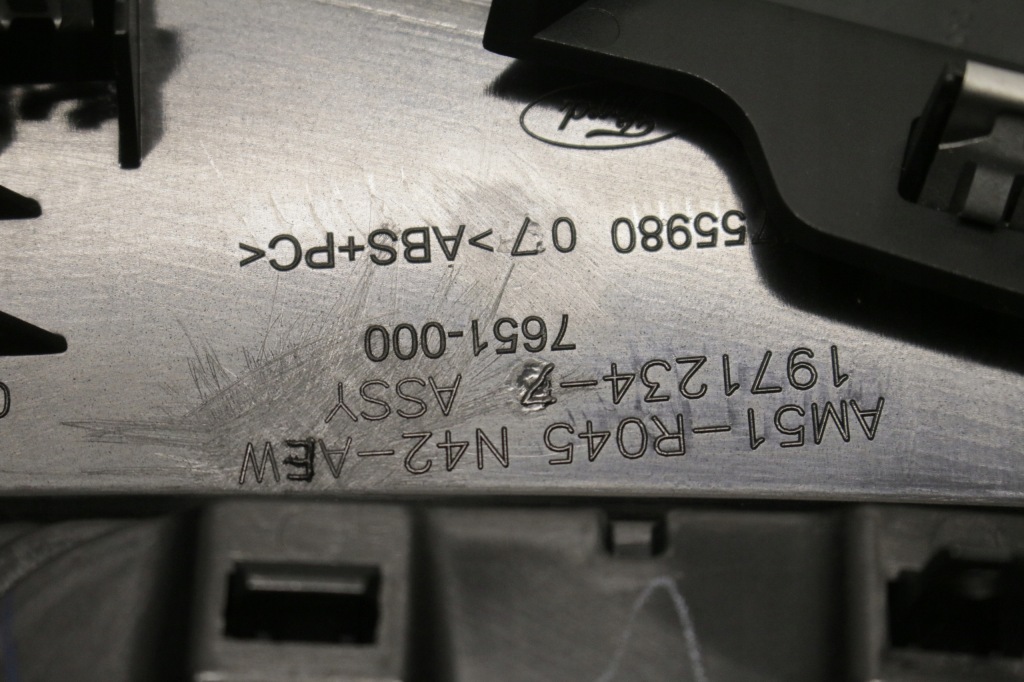 Решётка корпус консоли ford c-max mk2 Недорого