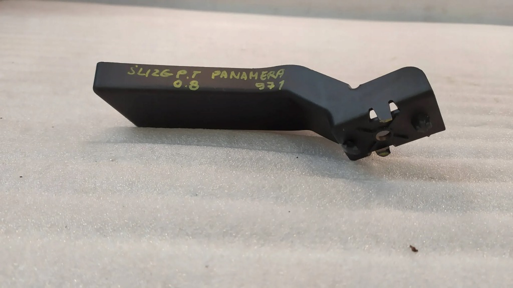 фото №10, Направляющая кронштейн бампера правый задняя porsche panamera 971825241