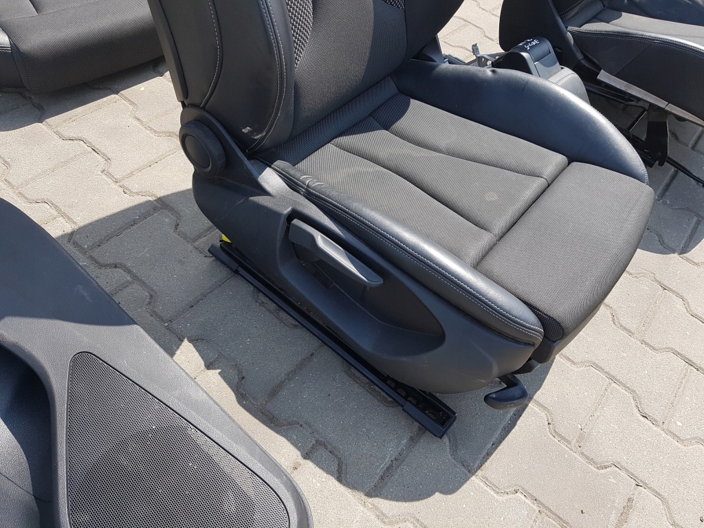 фото №9, Audi a3 8v 13-16r s-line hb сиденья полукожа заднее сиденье 5d sportbacka