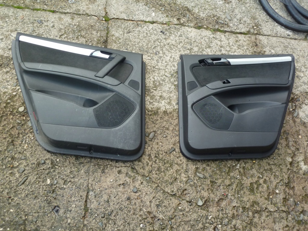 фото №1, Audi q7 05-15 обивка обшивка дверь задняя l/r