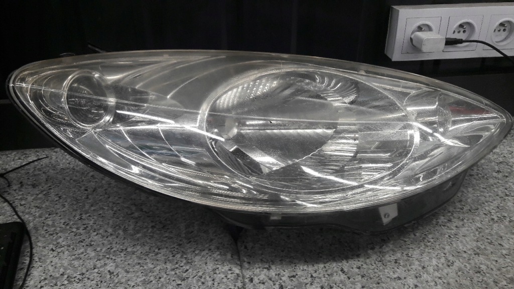 фото №1, 9644997180 фара правый peugeot 1007 valeo