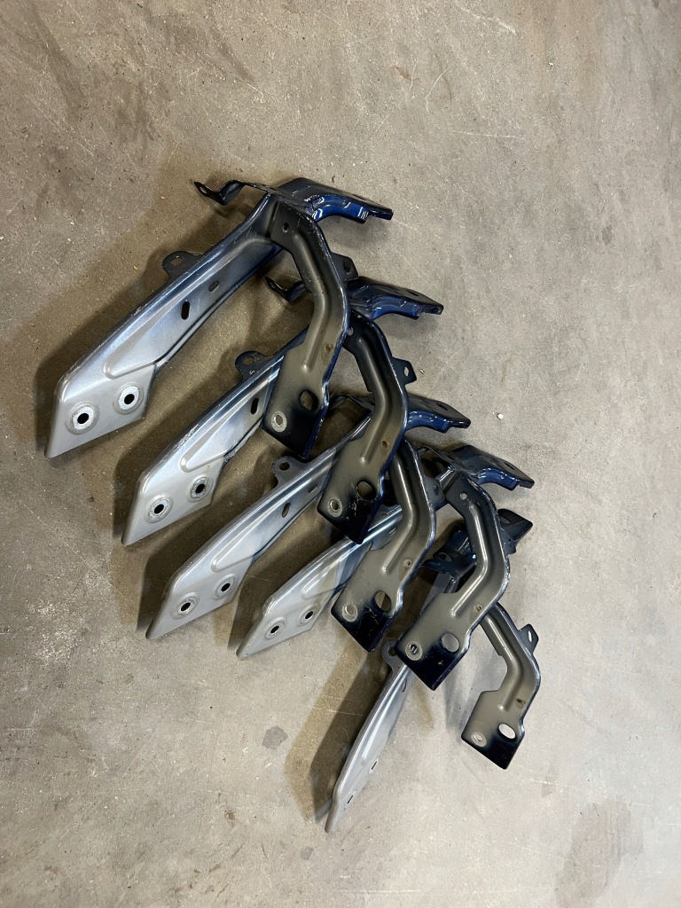 фото №1, Кронштейн кронштейн крила перед правий renault megane iv rpr terpr