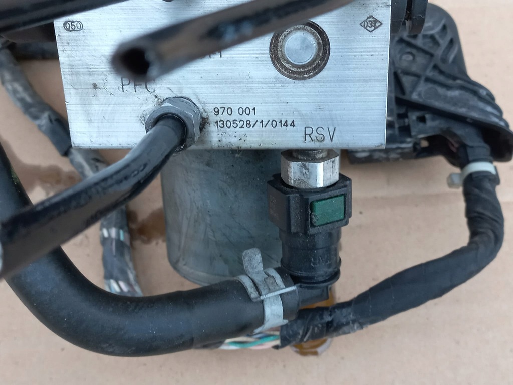 фото №6, Renault zoe блок керування abs 472100251r