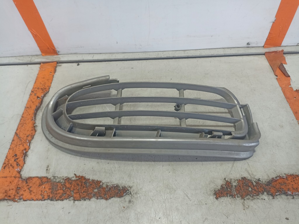Купить Porsche boxster s 986 решётка бампера правая 98650555400