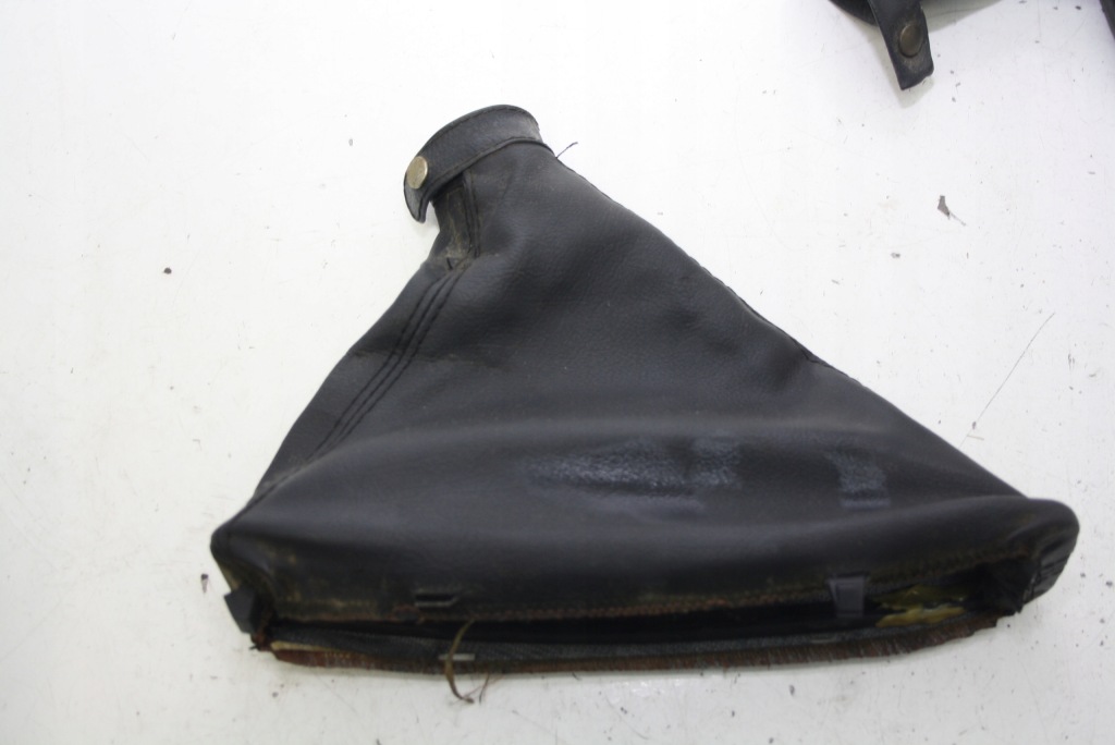 Купить Чехол защитный тормоза ручного alfa romeo 156