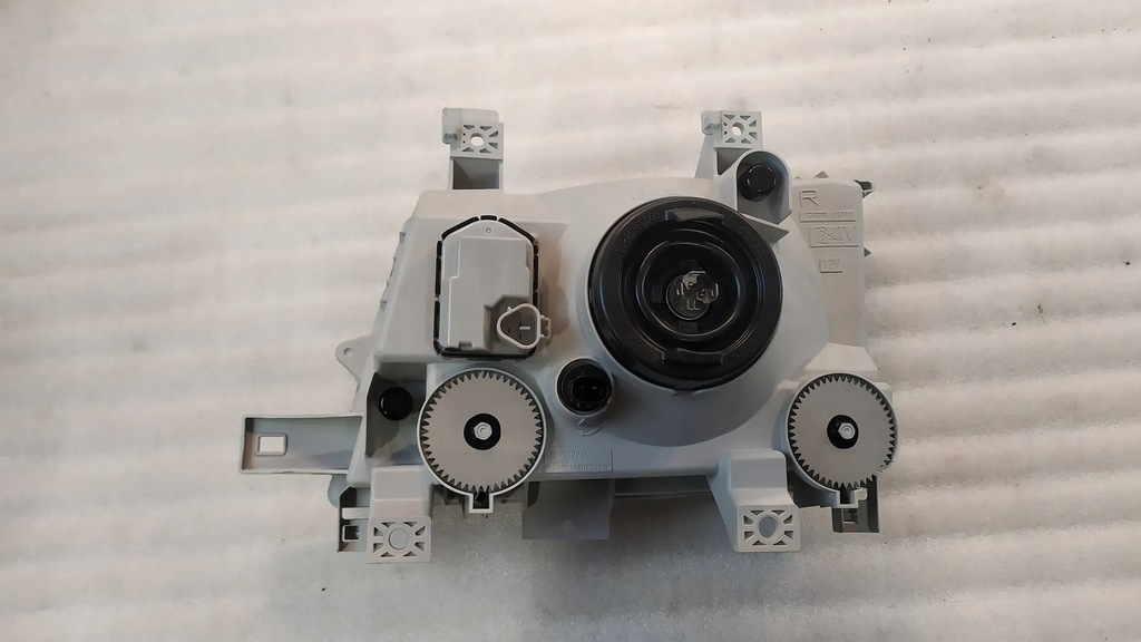 фото №8, Лампа перед правая mitsubishi canter