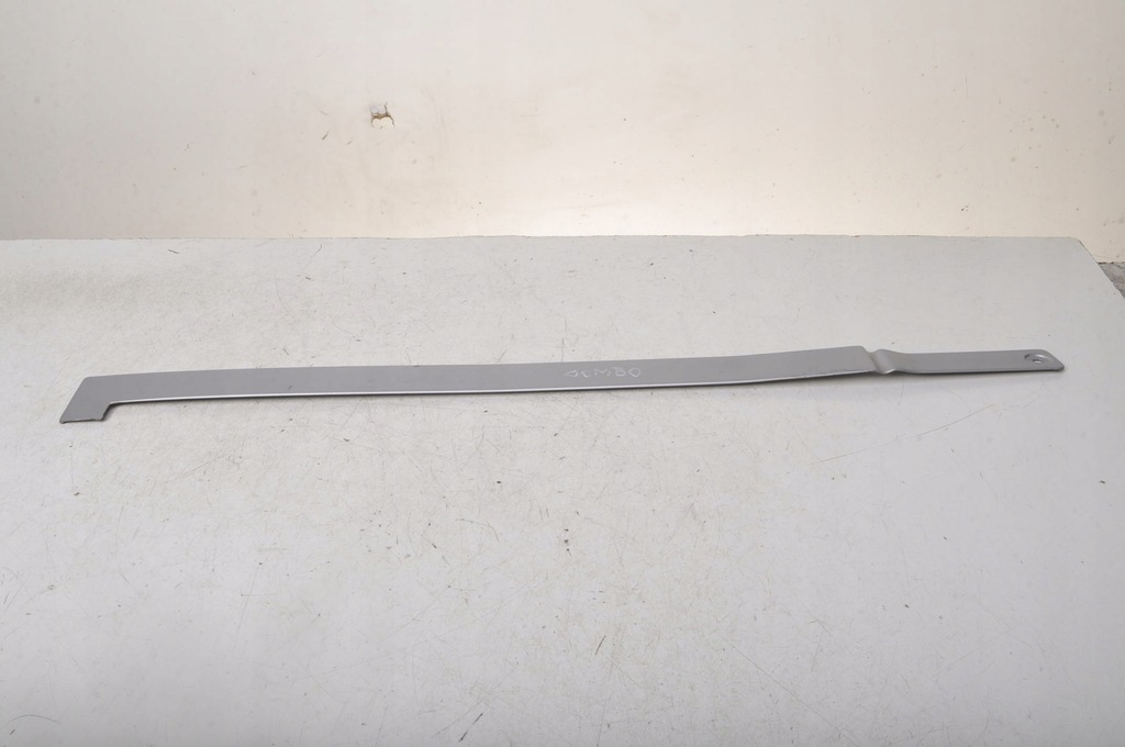 фото №1, Opel combo d молдинг крыла правый задняя