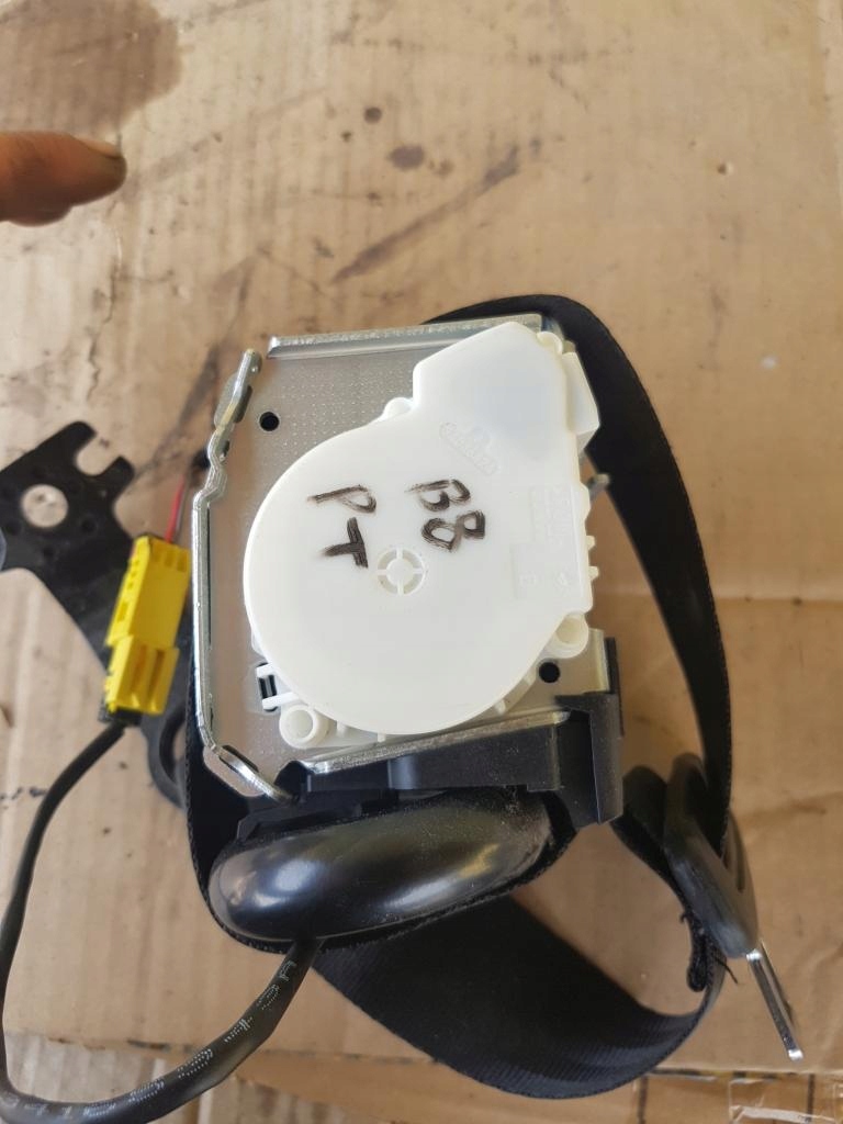 фото №5, Pas безопасности правый задняя volkswagen passat b8