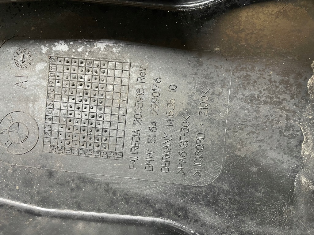 Bmw x1 e84 09-15 підсилювач передній ремінь перед 2.0d 51642990176 Ціна