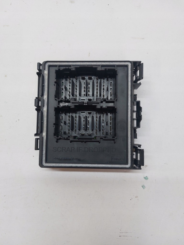 Купить Ford fiesta mk8 рестайлинг  коробка предохранителей 1.0 eb l1bt-14d068-gad