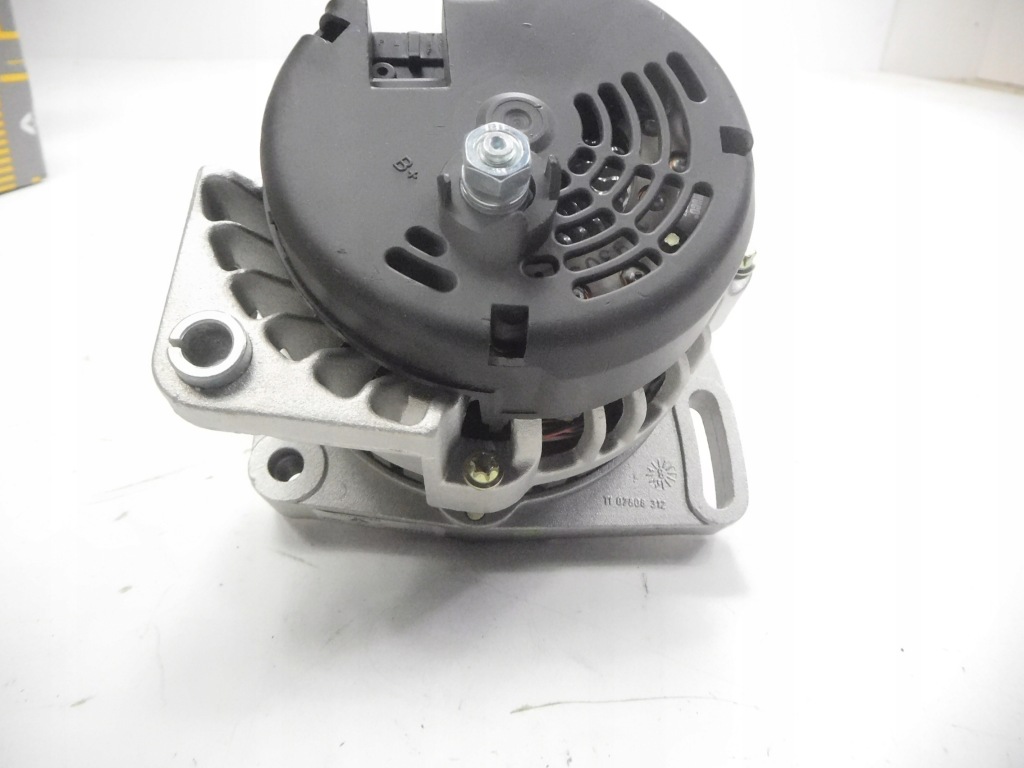 Генератор renault clio 2 1.2 оригинальный номер 7711134795 с Разборки