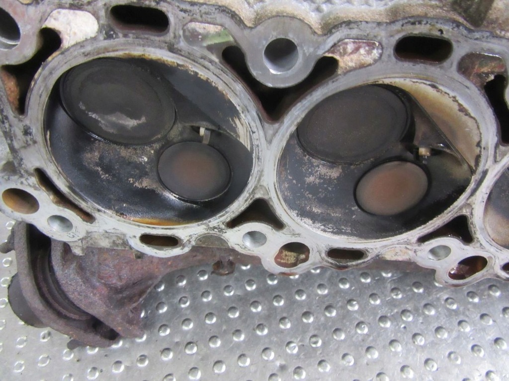 фото №7, Dodge durango i 4.7i 2001 головка двигуна ліва + кришка