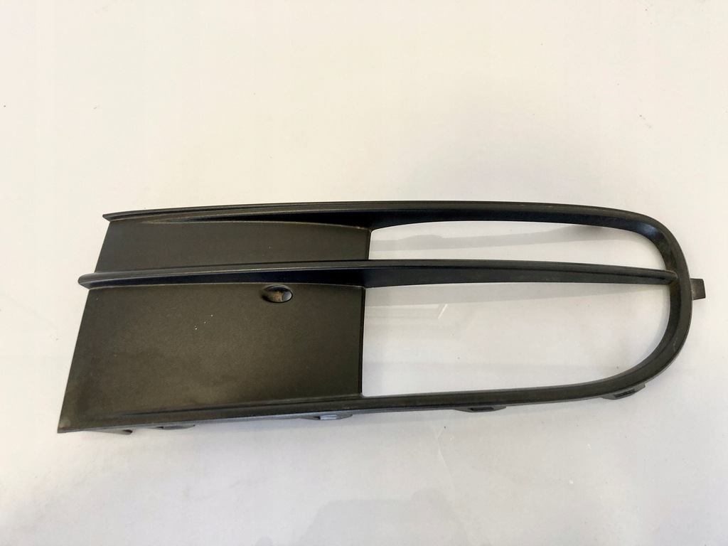 фото №1, Vw beetle cabrio 5c5 решітка бампера ліва