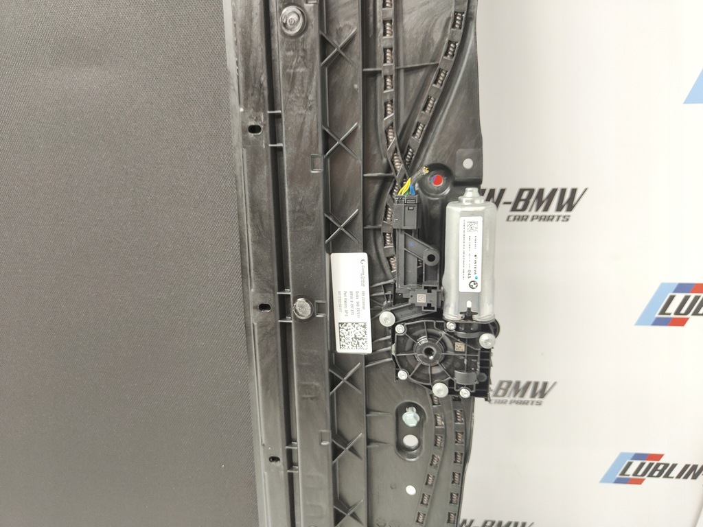 фото №13, Люк скляний дах панорама bmw u06 active tourer