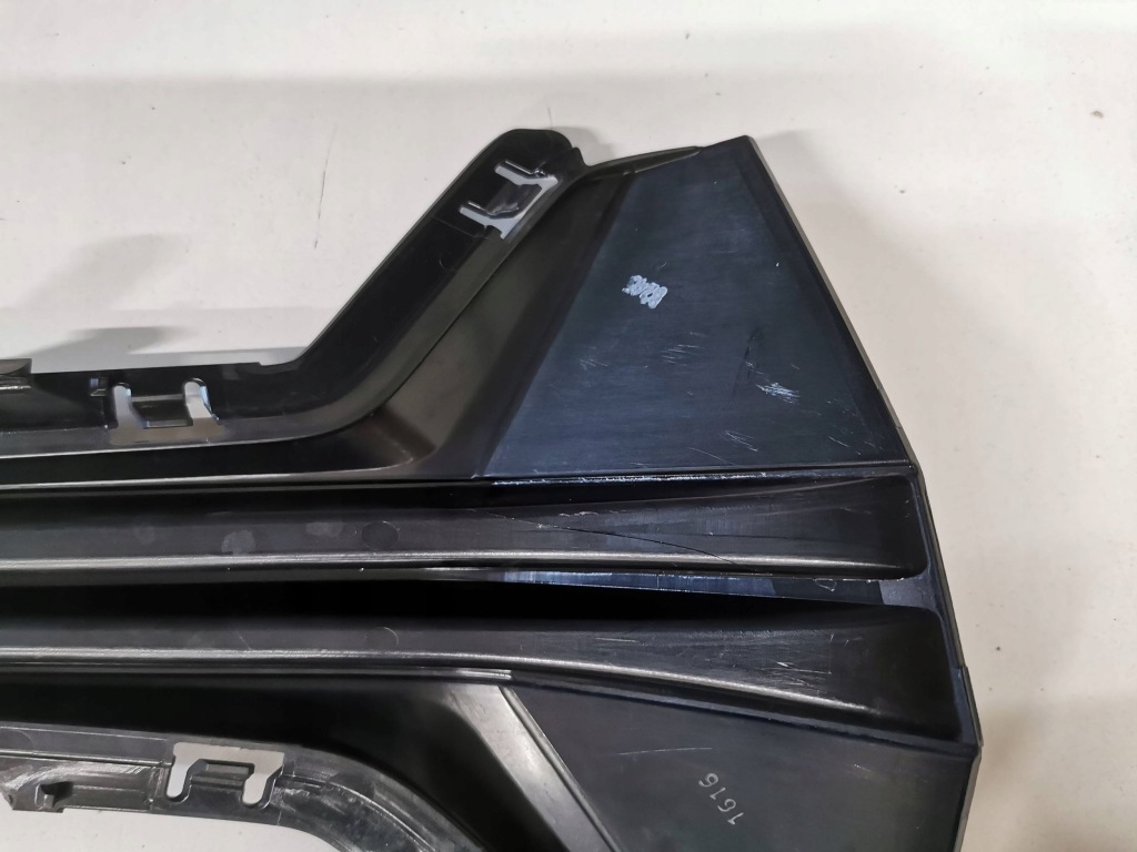 Решётка бампера передний bmw 3 g20/g21 правый  577. Доставка