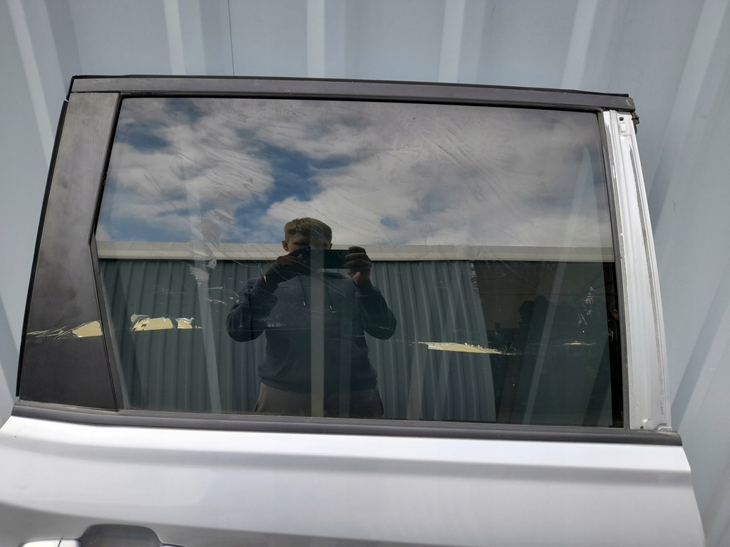 фото №11, Subaru forester v 19- дверь правый перед задняя g1w usa