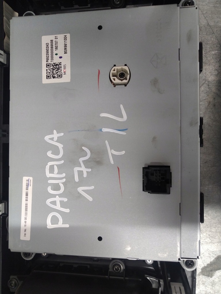 фото №7, Pacifica 2016-2020r радіо uconnect harmann