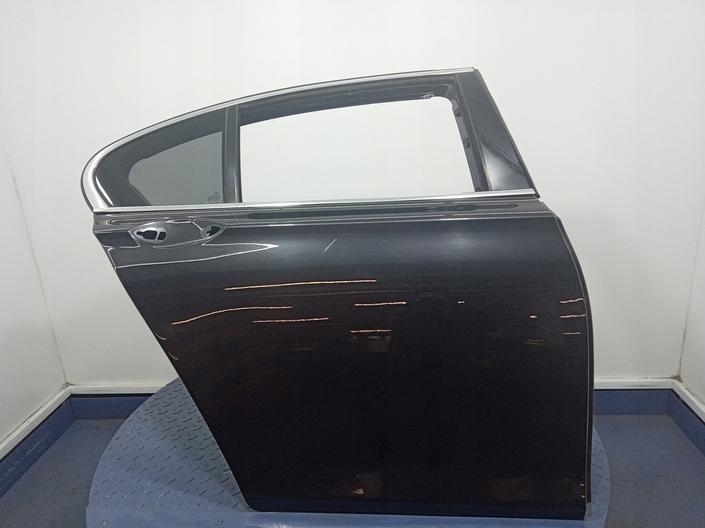 фото №1, Bmw 7 f01 дверь задняя правое задние a90 sophistograu