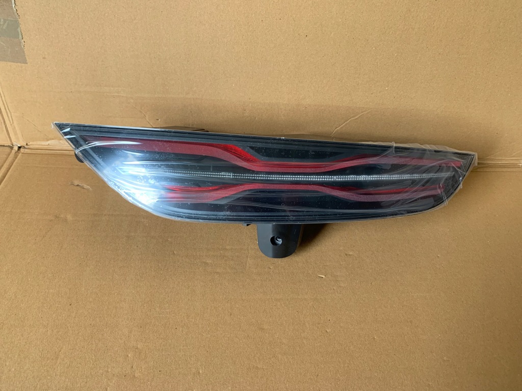 Нове оригінал  лампи задній задні renault alpine 6020015052 6020015053 Недорого