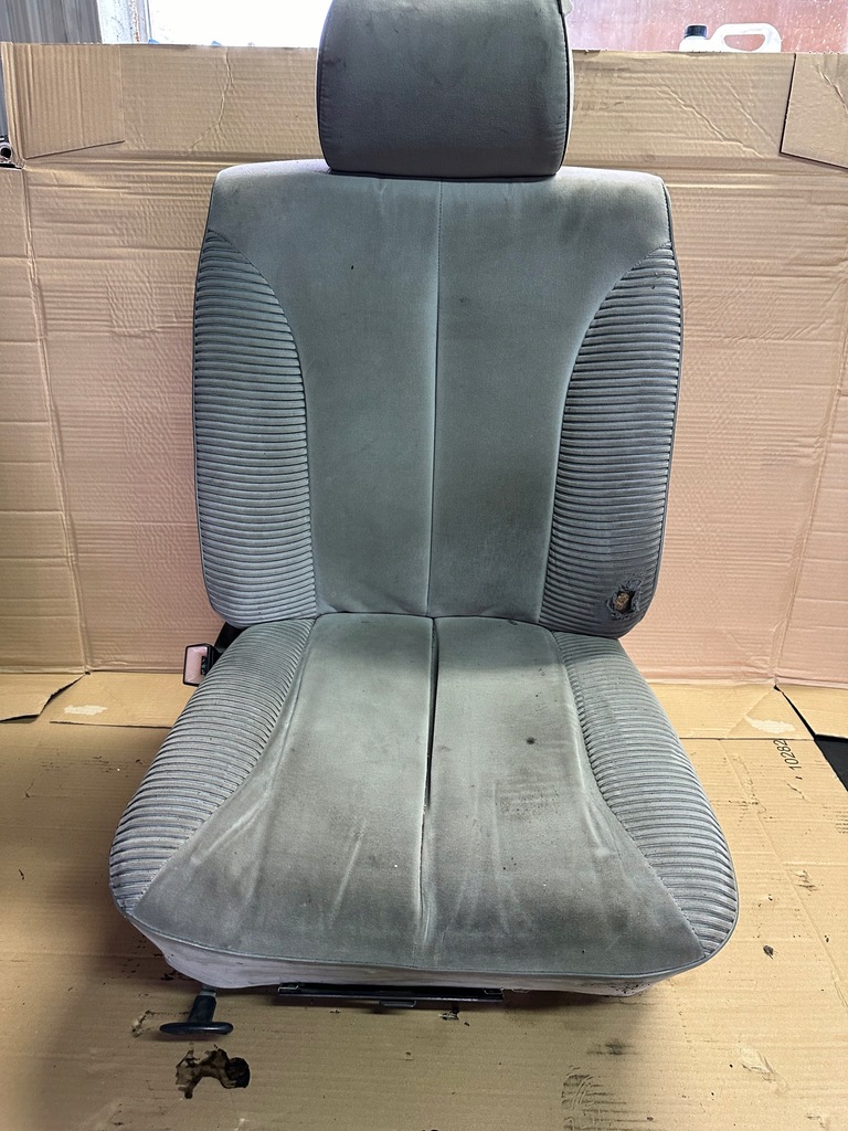 фото №4, Mercedes benz w126 сиденья заднее сиденье салон