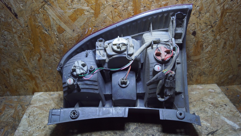 фото №11, Лампа лівий задня kia sportage ii lift