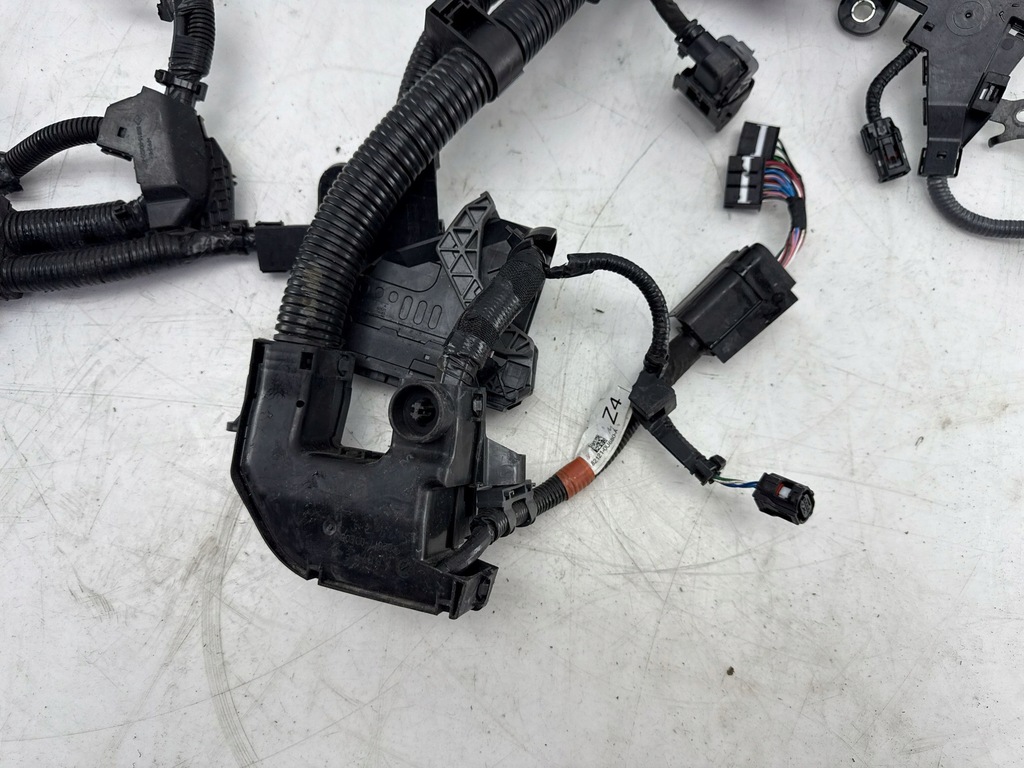 фото №5, Toyota yaris cross 2023 с передний жгут трубопровод двигателя