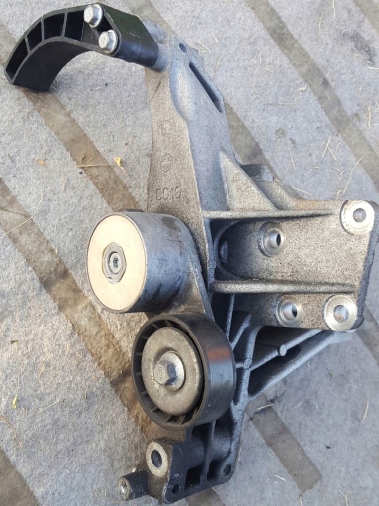 фото №1, Натяжитель направляющая ремень fiat bravo ii 1.4 t-jet 150km