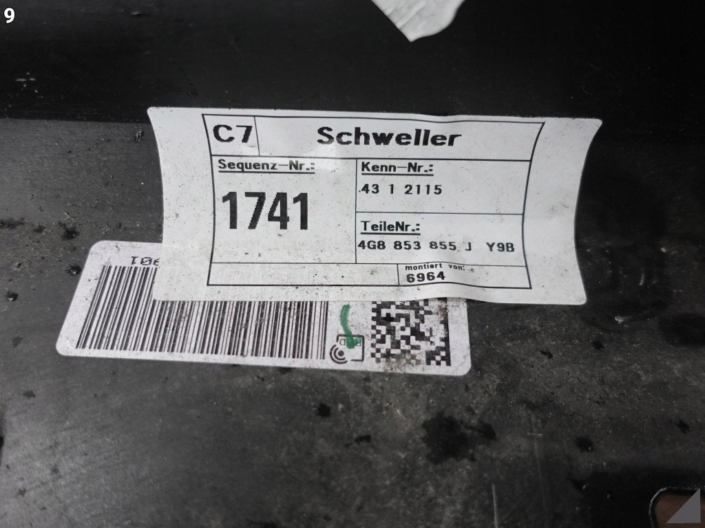 Audi a7 4g8 c7 рестайлінг  14-18 поріг молдинг накладка ліва колір a2a2 Ціна