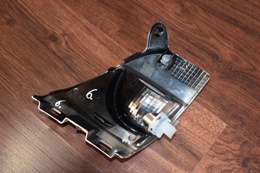 фото №14, Лампа заднего вида w бампер citroen c3 aircross europa 2024