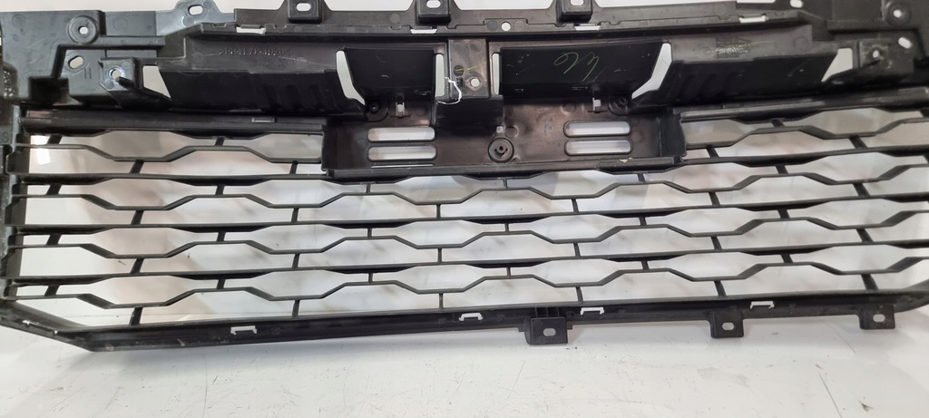 фото №9, Решётка средняя бампера перед решётка радиатора mitsubishi l200 vi 2019 202 2022 2024