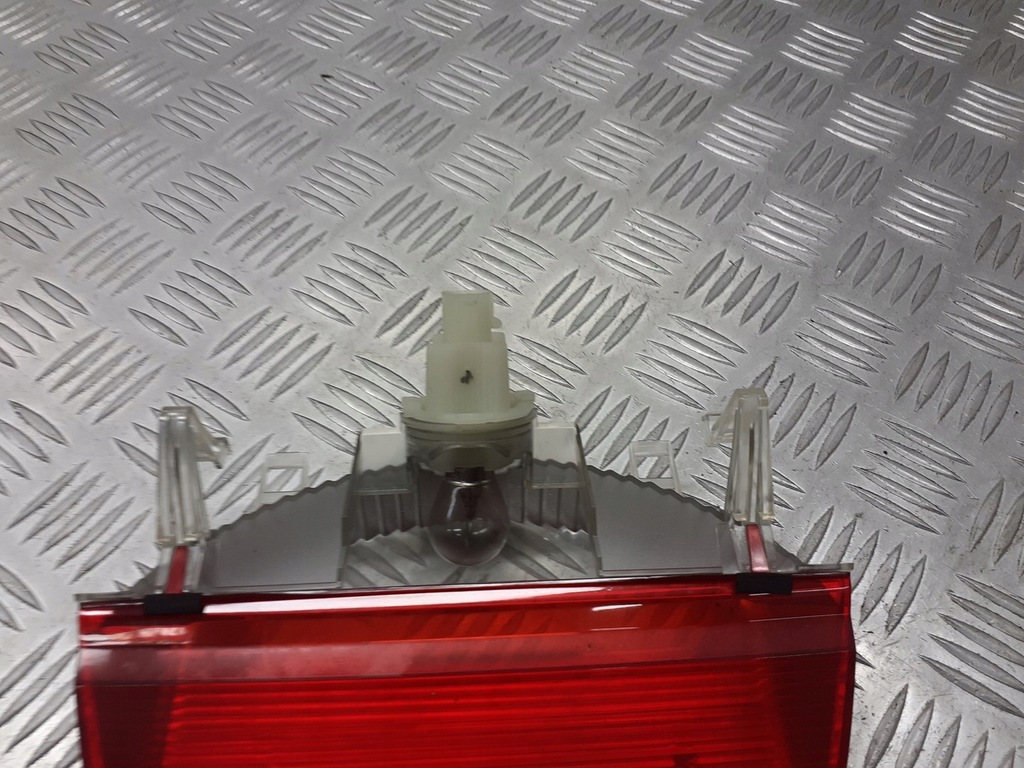 фото №3, Свет стоп-сигнал nissan micra k12