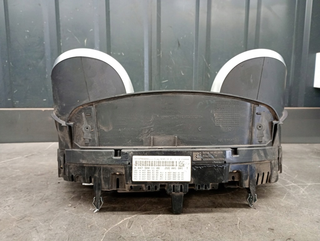 Купити A4479001106 лічильник прилади mercedes vito w447 новий