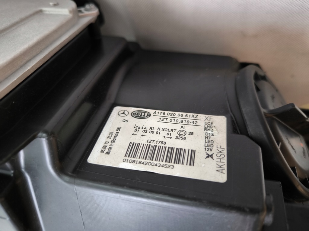 фото №12, Mercedes a klasa 176 ксенон поворотный ils левый правый фара лампа w176