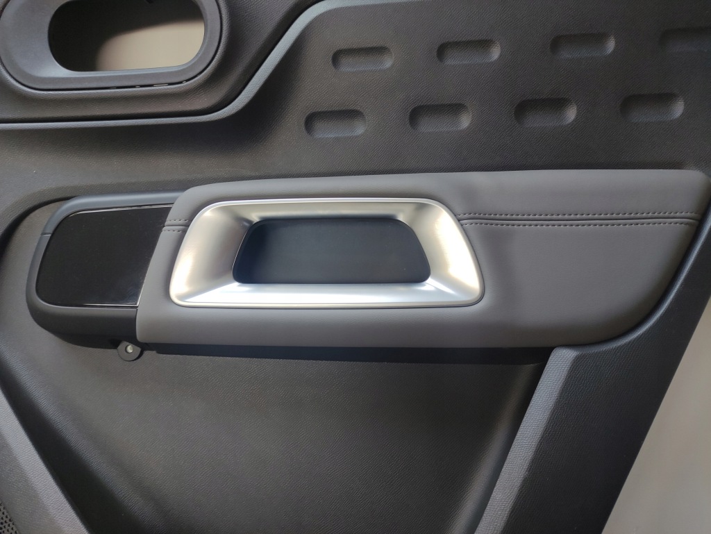 фото №2, Citroen c5 aircross обивка обшивка дверь задняя r