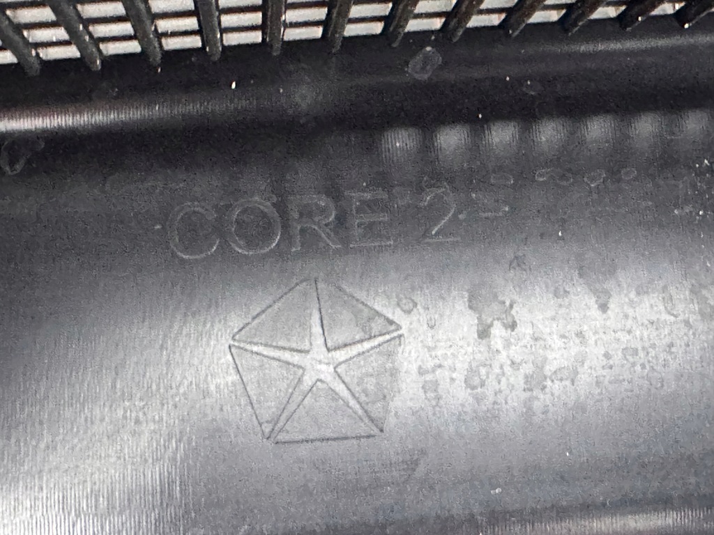 фото №12, Жабо молдинг усилитель chrysler pacifica 2016+