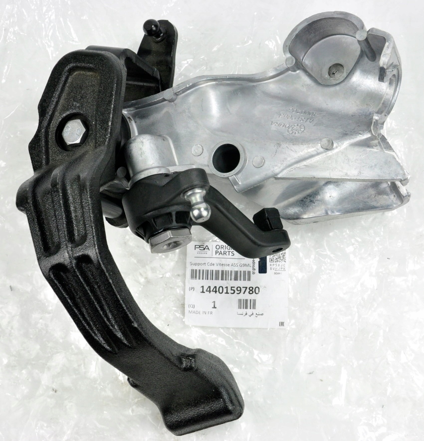 Купити Кронштейн тросів перемикання передач jumpy iii expert scudo 1440159780