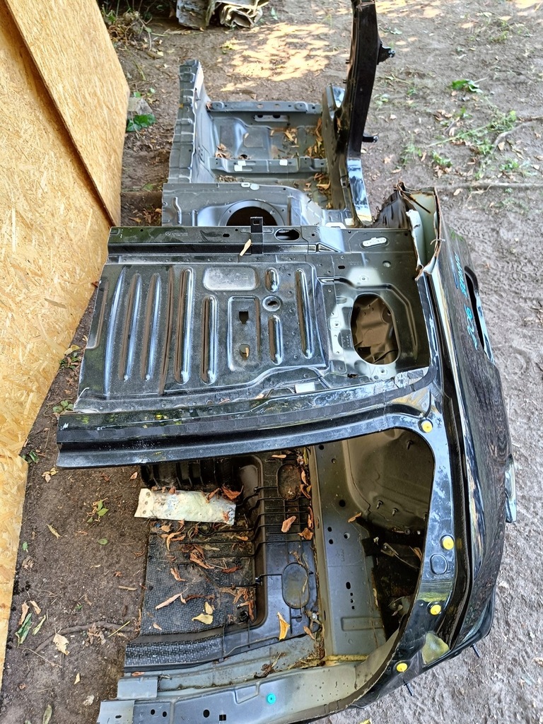 фото №4, Mercedes c-klasa w206 sedan четверть задняя правая задняя порог блок двигателя крыло