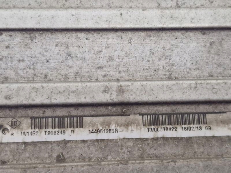 фото №10, Renault scenic iii 3 megane iii 3 1.2 tce радиатор интеркулер 144961285r