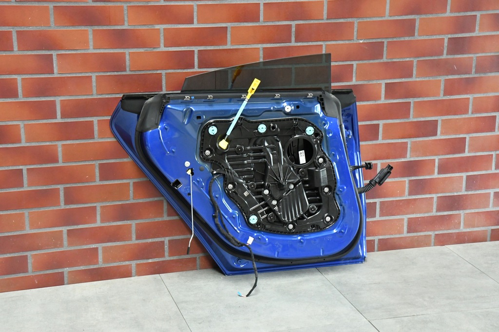 фото №7, Дверь левая задняя задние bmw 4 g26 i4 g26 c31 portimau blau